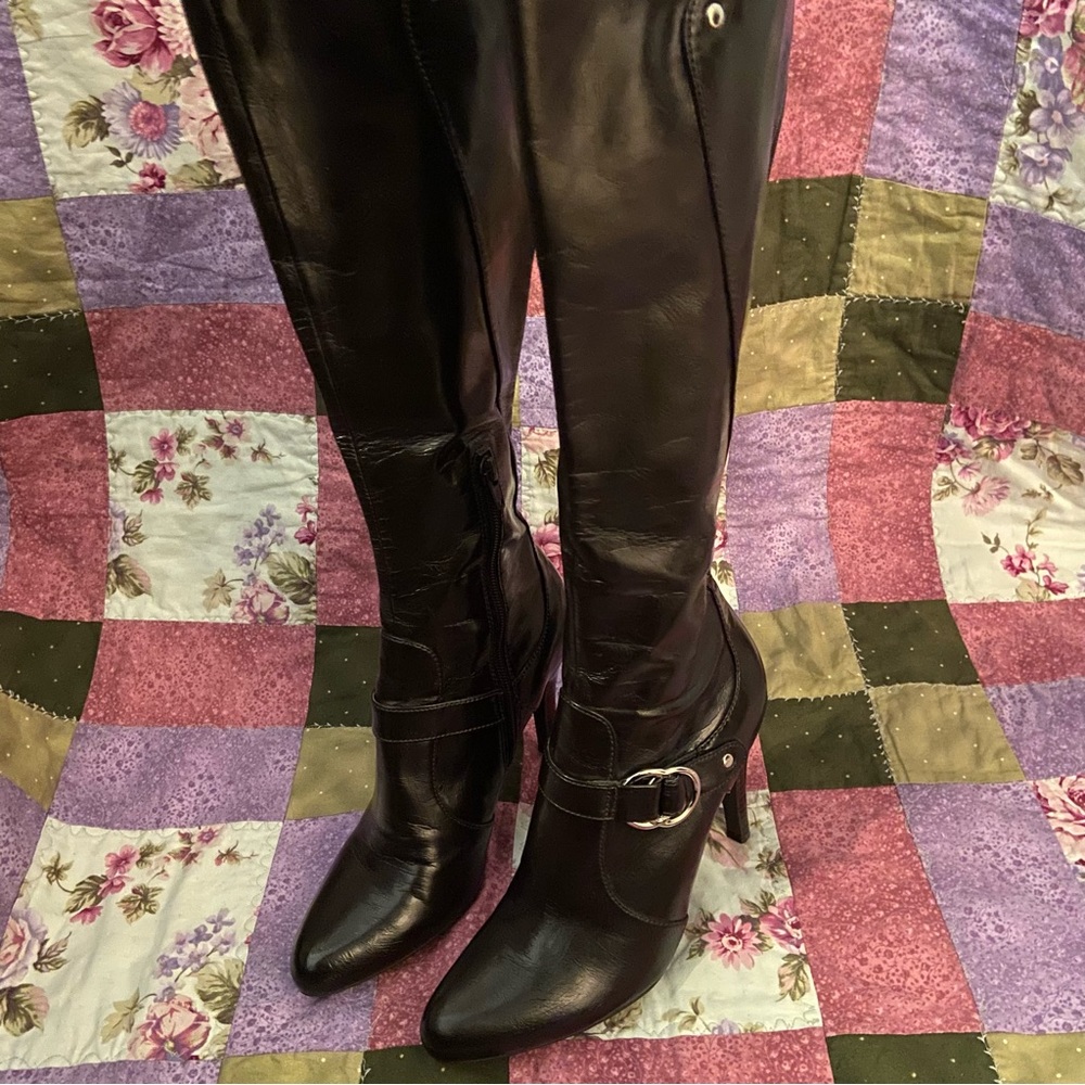 Marc Fisher knee high boots Size 7.5